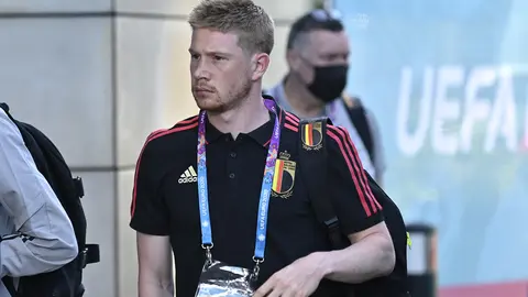 16 June 2021, Denmark, Copenhagen: Belgium's Kevin De Bruyne arrives at a training session for the Belgian national soccer ahead of Thursday's UEFA EURO 2020 Group B soccer match against Denmark. Photo: Dirk Waem/BELGA/dpa