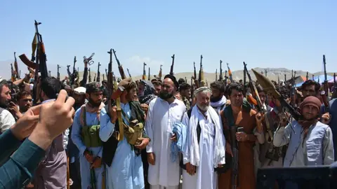 Public uprising forces in Nangarhar (Afghanistan). Photo: Twitter/@FawadAman2/Ministry of Defence.