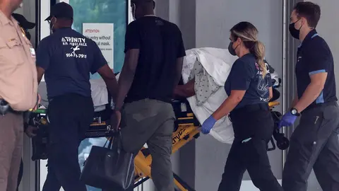 07 July 2021, US, Miami: First lady of Haiti Martine Moise arrives at Jackson Health System's Ryder Trauma Center, after landing at Fort Lauderdale International Airport, for treatment after being shot multiple times. Haitian President Jovenel Moise was assassinated at his own home in Port Au-Prince in the early morning hours Wednesday. Photo: Carl Juste/TNS via ZUMA Wire/dpa