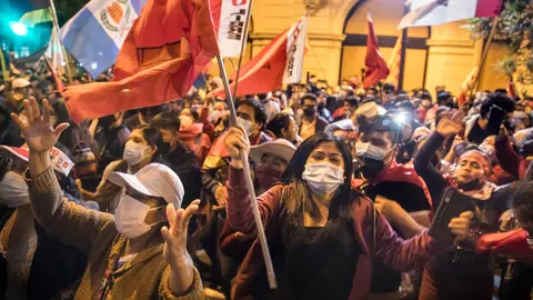 26 June 2021, Peru, Lima: Supporters of the left-wing presidential candidate Castillo take part in a demonstration. Photo: Adrian Portugal/dpa