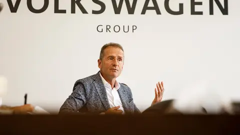 PRODUCTION - 26 July 2021, Lower Saxony, Wolfsburg: Herbert Diess, Chairman of the Board of Management of Volkswagen AG, speaks during an interview with the German Press Agency (dpa). Photo: Carsten Koall/dpa