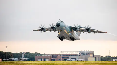 16 August 2021, Lower Saxony, Wunstorf: An Airbus A400M transport aircraft of the German Air Force takes off early this morning from the Wunstorf airbase in the Hanover region. Because of the rapid advance of the Taliban in Afghanistan, the Bundeswehr plans to begin evacuating German citizens and local Afghan forces from Kabul on Monday 16 August 2021. Photo: Moritz Frankenberg/dpa
