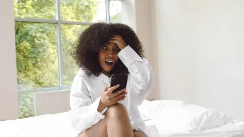 Woman in shock surprised. Photo: Polina Tankilevitch/Pexels.