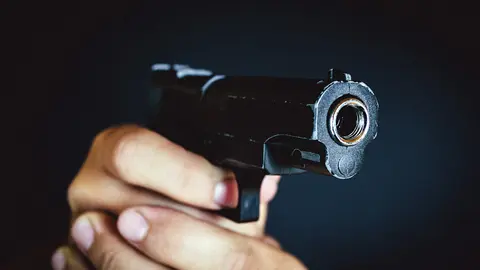 Gun pistol shotting Photo: Pixabay.