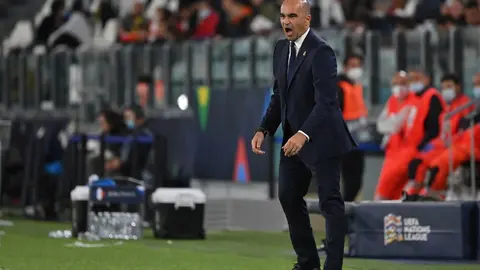 Belgium head coach Roberto Martinez gestures on the touchline during the UEFA Nations League semi-final soccer match between Belgium and France at Allianz Stadium. Photo: Dirk Waem/BELGA/dpa