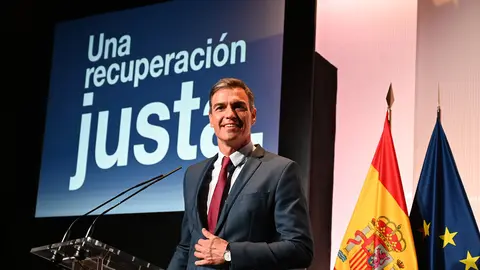 Pedro Sánchez declared the beginning of the political course on September 1 by giving a conference at the Casa de América under the title "A just recovery." Photo: La Moncloa.