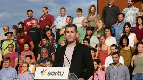 20 October 2021, Spain, San Sebastian: Arkaitz Rodriguez, Secretary General of Sortu Basque socialist political party speaks during a gathering held on the 10th anniversary of the definitive cessation of ETA's armed activity. Photo: Javi Colmenero/EUROPA PRESS/dpa.