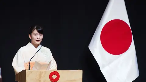 FILED - Princess Mako of Akishino, the first child and elder daughter of Japanese Crown Prince Fumihito and Princess Kiko, takes part in a commemorative event celebrating 120th anniversary of the start of the Japanese immigration to Peru. Photo: Carlos Garcia Granthon/ZUMA Wire/dpa
