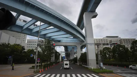 FILED - A route of the Tokyo elevated railway shown in this file shot from August 22, 2021. Photo: Karl-Josef Hildenbrand/dpa.