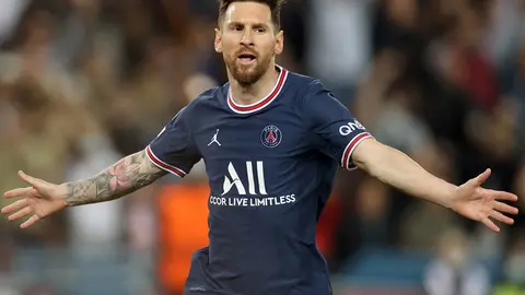 FILED - 19 October 2021, France, Paris: PSG's Lionel Messi celebrates scoring his side's second goal during the UEFA Champions League Group A soccer match between Paris Saint-Germain FC and RB Leipzig at Le Parc des Princes Stadium. Messi will not feature for Paris Saint-Germain on Wednesday in the Champions League at RB Leipzig for injury reasons. Photo: Jan Woitas/dpa.