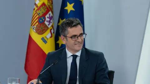 10/05/2021. The Minister of the Presidency, Relations with the Courts and Democratic Memory, Félix Bolaños, appeared in the Moncloa press room after the meeting of the Council of Ministers. Photo: La Moncloa.