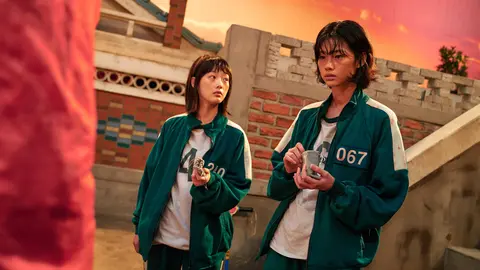 FILED - 12 October 2021, ---: A scene from Season 1 of the Netflix series "The Squid Game." The series pushes the number of Netflix subscribers in South Korea to a record level last September. Photo: YOUNGKYU PARK/Netflix/dpa - ACHTUNG: Nur zur redaktionellen Verwendung im Zusammenhang mit einer Berichterstattung über das Streaming der Serie nur mit vollständiger Nennung des vorstehenden Credits.