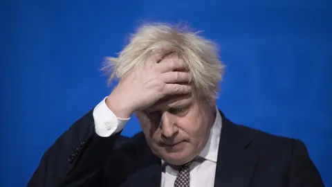 27 November 2021, United Kingdom, London: UK Prime Minister Boris Johnson attends a media briefing in Downing Street on the latest updates regarding the coronavirus (Covid-19). Photo: Jeff Gilbert/The Daily Telegraph/PA Wire/dpa.
