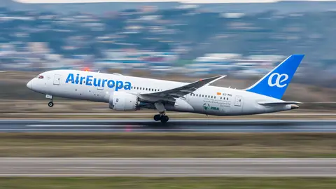 An Air Europa aircraft taking off. Photo: Globalia/Air Europa.
