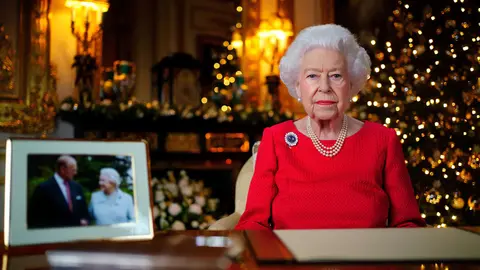 Queen Elizabeth II records her annual Christmas broadcast in the White Drawing Room at Windsor Castle. Photo: Victoria Jones/PA Wire/dpa.