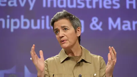13 January 2022, Belgium, Brussels: EU Commissioner responsible for a Europe fit for the Digital Age Margrethe Vestager speaks during a press conference at the European Commission headquarters. The EU's competition regulator blocked the takeover of the South Korean shipbuilder Daewoo (DSME) by its competitor Hyundai Heavy Industries (HHIH). Photo: Valeria Mongelli/ZUMA Press Wire/dpa