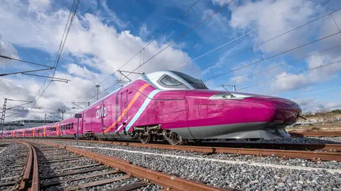 One of Renfe's low cost high-speed trains (AVLO). Photo: Renfe.