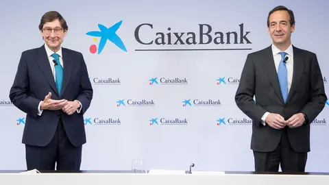 Jose Ignacio Goirigolzarri (L) and Gonzalo Gortázar at CaixaBank results press conference. Photo: CaixaBank..