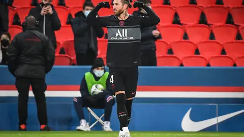 23 January 2022, France, Paris: Paris Saint-Germain's Sergio Ramos celebrates scoring his side's second goal during the French Ligue 1 soccer match between Paris Saint-Germain and Stade Reims at Parc des Princes stadium. Photo: Matthieu Mirville/ZUMA Press Wire/dpa.