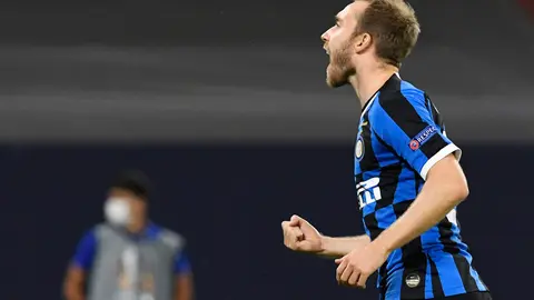 FILED - 05 August 2020, North Rhine-Westphalia, Gelsenkirchen: Inter Milan's Christian Eriksen celebrates scoring his side's second goal during the UEFA Europa League round of 16 second leg soccer match between Inter Milan and FC Getafe at the Arena AufSchalke. Premier League club Brentford have confirmed the signing of Danish star Christian Eriksen. Photo: Bernd Thissen/dpa.
