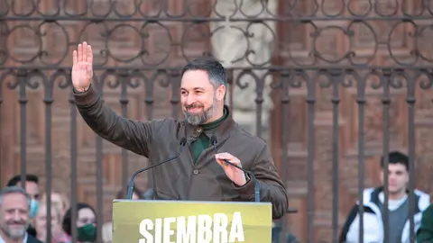 10 February 2022, Spain, Leon: Leader of far-right party VOX Santiago Abascal speaks during an electoral campaign of the party, in the Plaza de Regla, three days before elections at Castilla y Leon. Photo: Secundino Pérez/EUROPA PRESS/dpa.