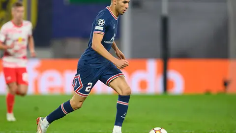 FILED - 03 November 2021, Saxony, Leipzig: Paris Saint-Germain's Achraf Hakimi in action during the UEFA Champions League Group A soccer match between RB Leipzig and Paris Saint-Germain at the Red Bull Arena. Photo: Robert Michael/dpa-Zentralbild/dpa.