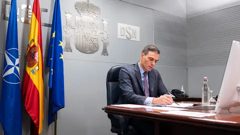 02/25/2022. Prime Minister Pedro Sánchez, has participated, by videoconference, in the meeting of Heads of State and Government of the North Atlantic Treaty Organization (NATO) to address the situation in Ukraine.