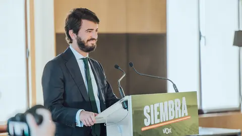 14/02/2022. The regional leader of Vox, Juan Garcia Gallardo, speaking to the press the day after the elections. Photo: Vox.