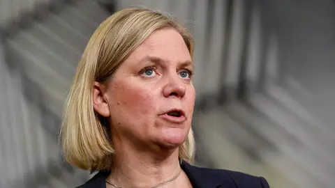 HANDOUT - 24 February 2022, Belgium, Brussels: Sweden's Prime Minister Magdalena Andersson arrives to attend the Special meeting of the European Council on the situation in Ukraine. Photo: Alexandros Michailidis/EU Council/dpa - ATTENTION: editorial use only and only if the credit mentioned above is referenced in full.