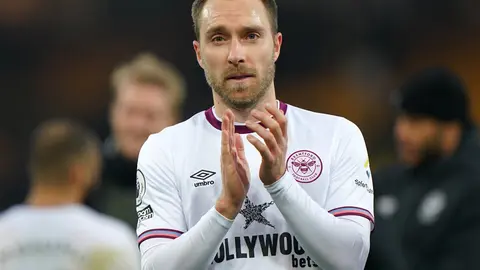 05 March 2022, United Kingdom, Norwich: Brentford's Christian Eriksen celebrates victory after the English Premier League soccer match between Norwich City and Brentford at Carrow Road Stadium. Photo: Joe Giddens/PA Wire/dpa.