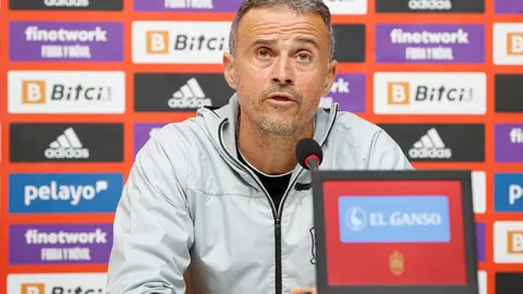 18 March 2022, Spain, Barcelona: Spanish national head coach Luis Enrique speaks during a press conference to announce the national squad for the upcoming International Friendlies against Albania and Iceland. Photo: David Ramirez/DAX via ZUMA Press Wire/dpa.