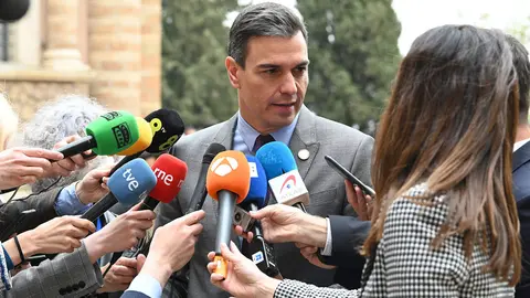 03/18/2022. The President of the Government, Pedro Sánchez, addresses the media after meeting with the Prime Minister of Italy, Mario Draghi, the Prime Minister of Portugal, António Costa, and the Prime Minister of Greece, Kyriakos Mitsotakis. Photo: La Moncloa.