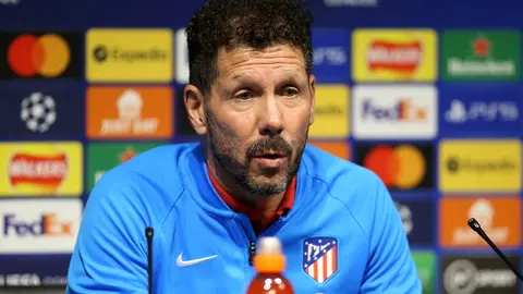04 April 2022, United Kingdom, Manchester: Atletico Madrid manager Diego Simeone speaks during a press conference at the Etihad Stadium ahead of Tuesday's UEFA Champions League quarter-final first leg soccer match against Manchester City. Photo: Nigel French/PA Wire/dpa.