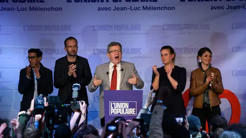 10 April 2022, France, Paris: French leftist party La France Insoumise (LFI) presidential candidate Jean-Luc Melenchon speaks to his party supporters at the Cirque d'Hiver Bouglione. Photo: Julien Mattia/Le Pictorium Agency via ZUMA/dpa.