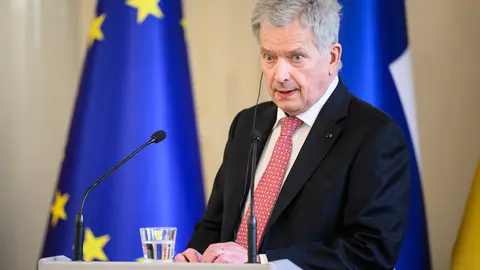 FILED - 08 April 2022, Finland, Helsinki: Finnish President Sauli Niinisto speaks during a press conference with German President Steinmeier. Photo: Bernd von Jutrczenka/dpa.