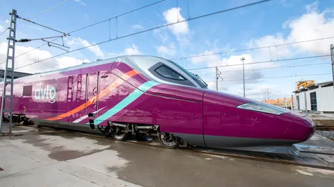 A general view of a Renfe low-cost high speed train (Avlo). Photo: Renfe.