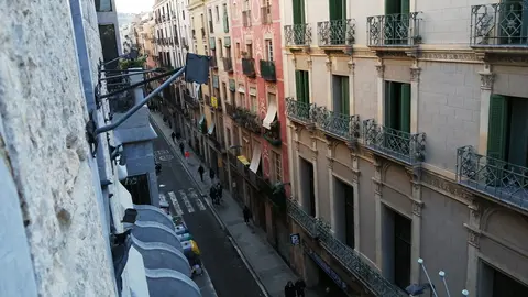 Facades of residential buildings in Barcelona. Photo: Ⓒ The Nomad Today.