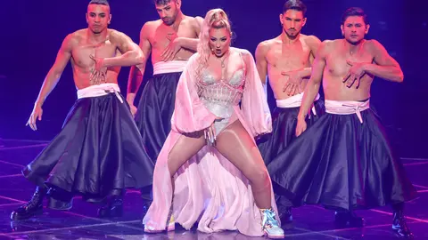 10 May 2022, Italy, Turin: Ronela Hajati from Albania performs with the title "Sekret" at the first semi-final of the Eurovision Song Contest (ESC). Photo: Jens Büttner/dpa.