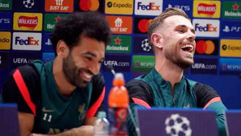 25 May 2022, United Kingdom, Liverpool: Liverpool's Mohamed Salah (L) and Jordan Henderson attend a press conference for the team at the AXA Training Centre, ahead of Saturday's UEFA Champions League Final match against Real Madrid. Photo: Peter Byrne/PA Wire/dpa.