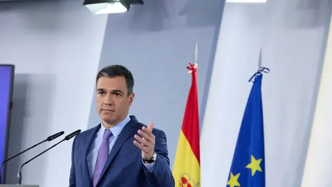 25 June 2022, Spain, Madrid: Spanish Prime Minister Pedro Sanchez speaks during a press conference following an extraordinary cabinet meeting. Photo: Jesús Hellín/EUROPA PRESS/dpa.