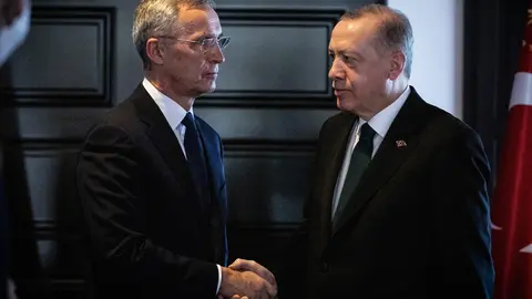 FILED - 11 March 2022, Turkey, Antalya: NATO Secretary General Jens Stoltenberg meets with Turkish President Recep Tayyip Erdogan at the Antalya Diplomacy Forum. Photo: -/NATO/dpa - ATTENTION: editorial use only and only if the credit mentioned above is referenced in full.
