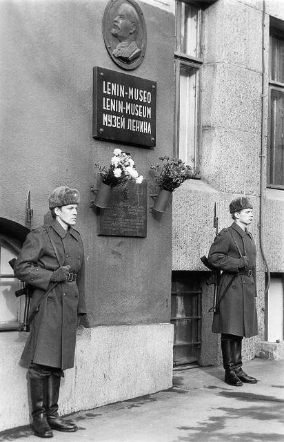 Lenin Museo Soldiers Russian