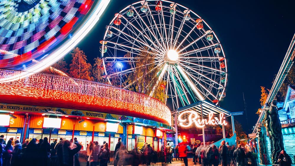 Linnanmaki-roller-wheel-by-Jussi-Hellsten-Helsinki-Marketing