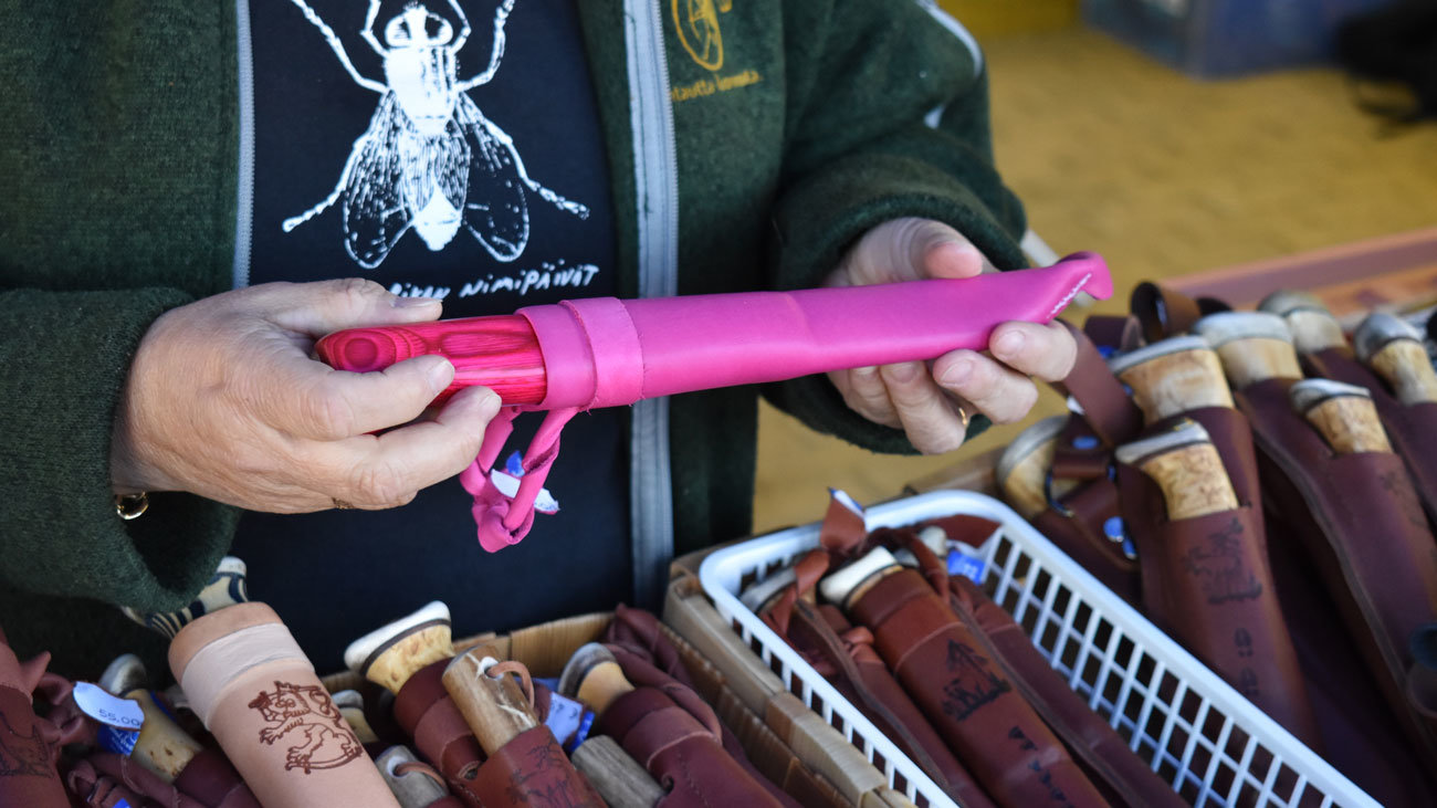Puukko-knife-market-pink-sale