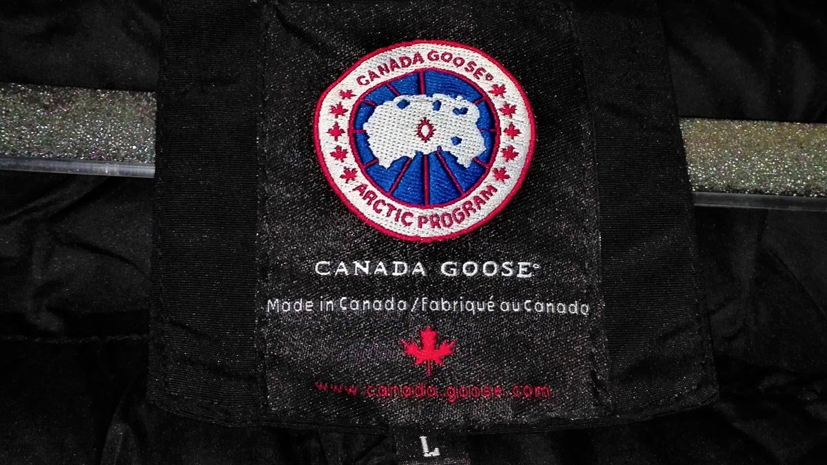 Canada goose bilbao logo sale