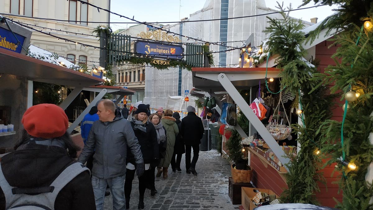Christmas-market-Tampere-by-Attila-Kustan-Magyari