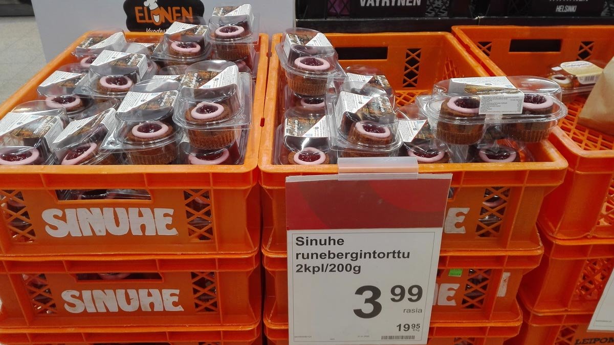 Runeberg-cake-by-Foreigner.fi