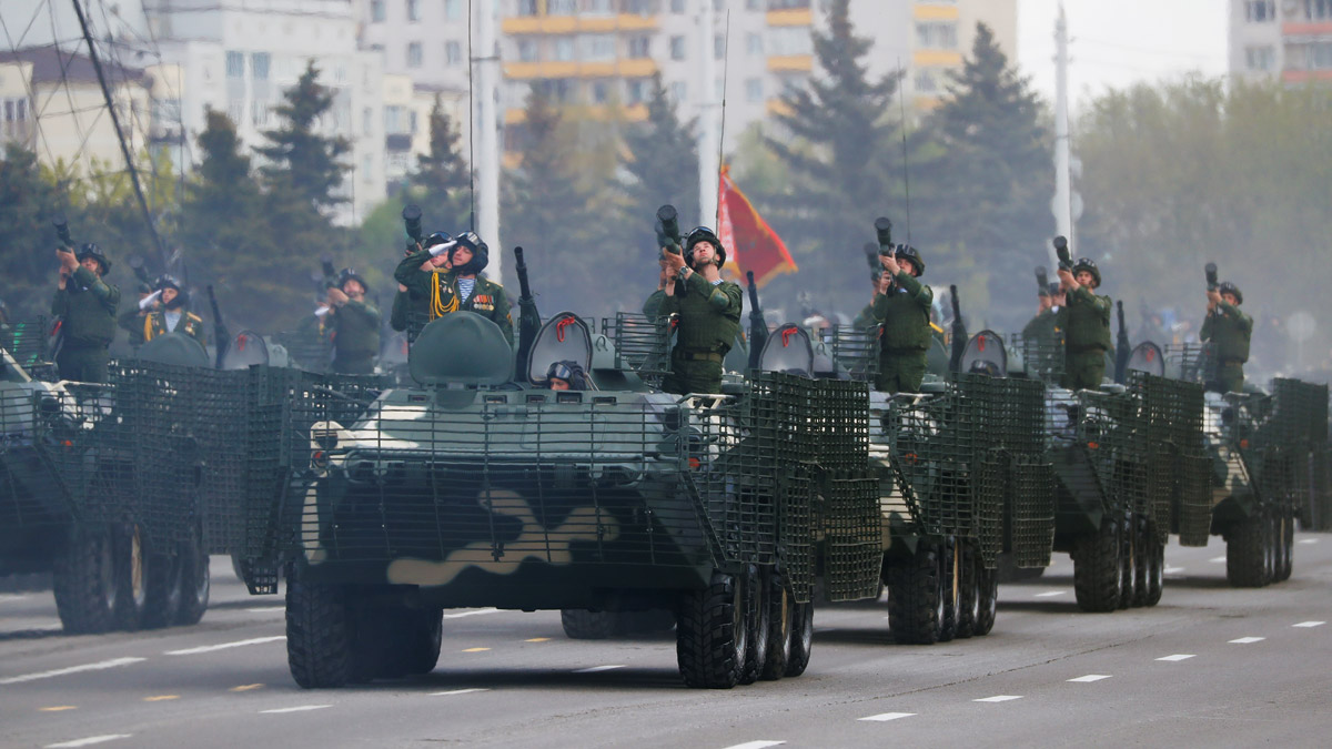 Belarusian members of the military take part in the Victory Day parade, which marks the anniversary of the victory over Nazi Germany in World War Two, amid the coronavirus disease (COVID-19) outbreak, in Minsk, Belarus May 9, 2020. REUTERS/Vasily Fedosenko