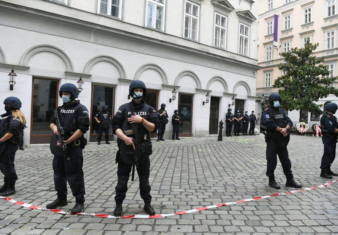 Vienna-Police-crime-scene-terrorist-attack-by-dpa