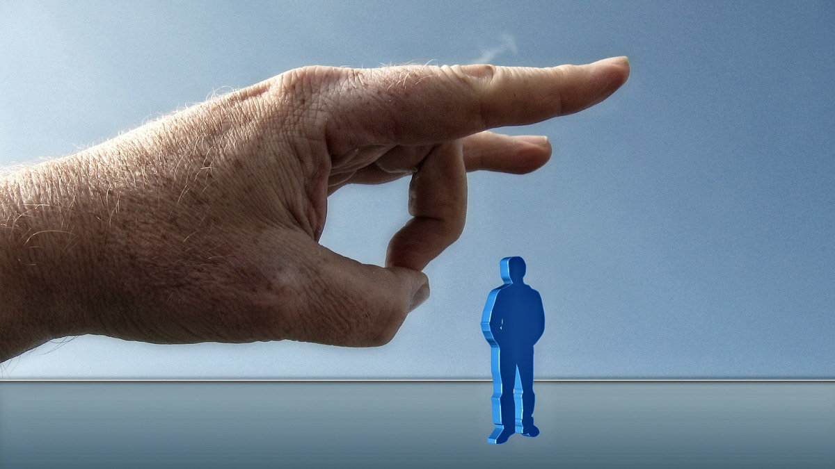 Hand-layoff-dismissal